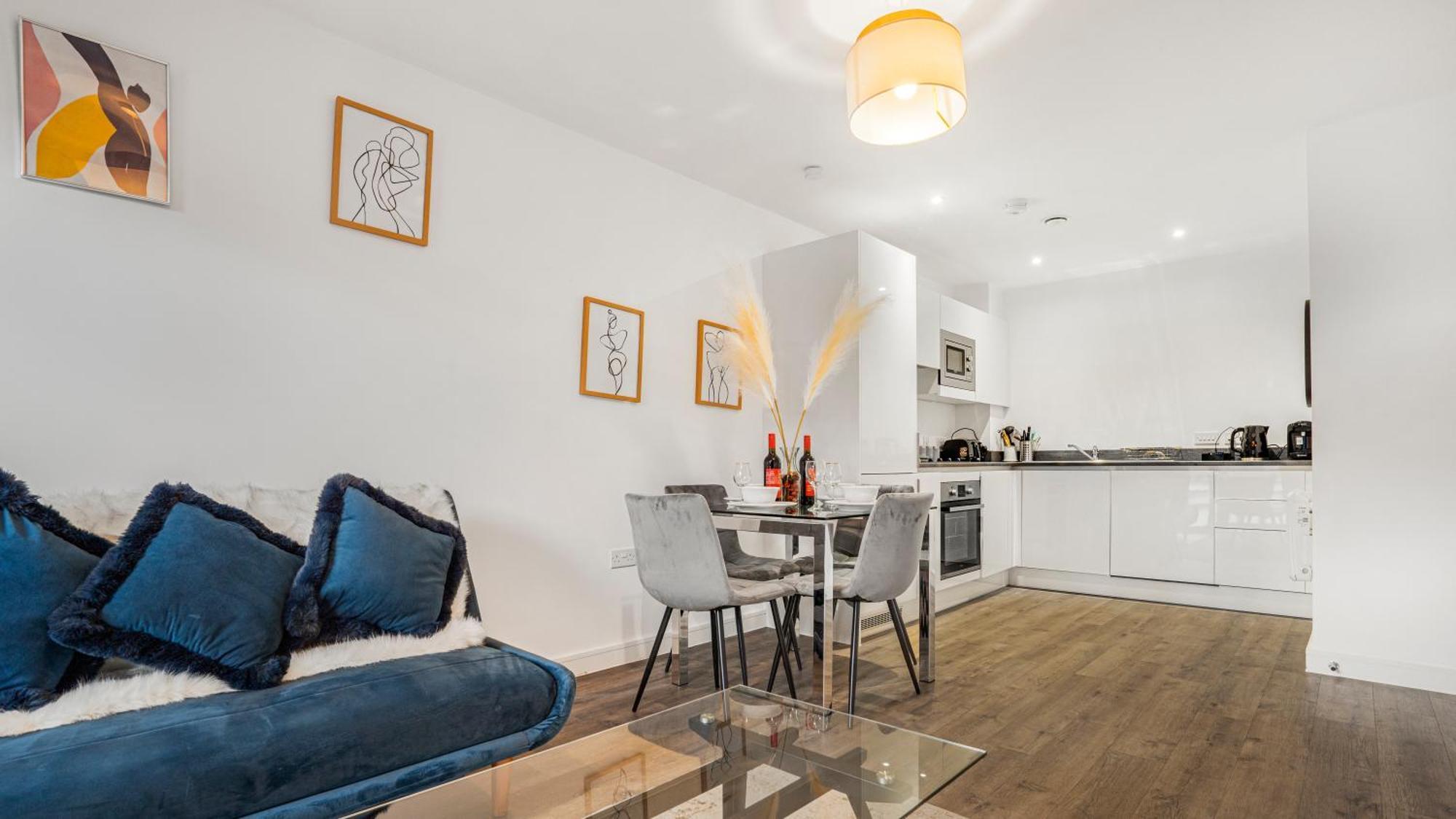 Oceanic Bliss: 2 Bed 2 Bath + Free Park + Netflix Apartment Birmingham Exterior foto